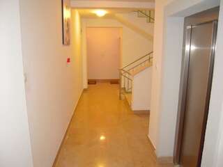 Апартаменты Renta Stanovi Podgorica Подгорица Apartment with River View (Millennium Bridge)-29